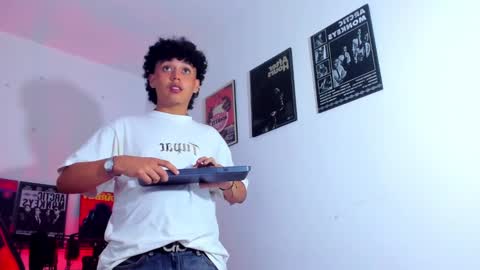 Gael Conner online show from 02-28-25, 02:53