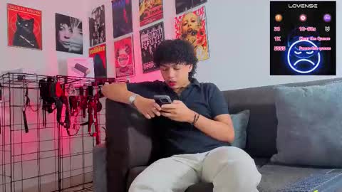 Gael Conner online show from 10-15-25, 01:50