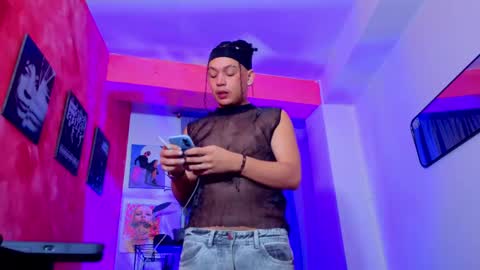 Gael Conner online show from 04-16-26, 02:01