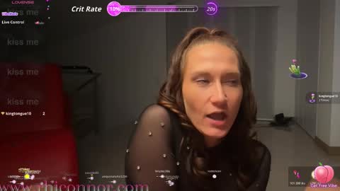 Snapshot of gagngush chatting on 10-30-25, 12:45 Rhi Connor online show from 10-30-25, 12:45