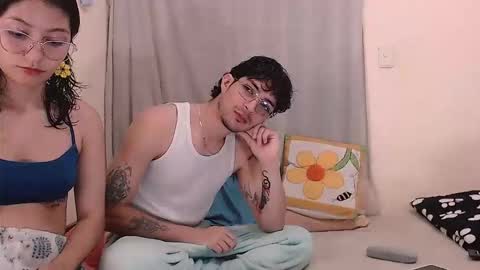 Gaia y Clayde online show from 02-19-26, 05:53