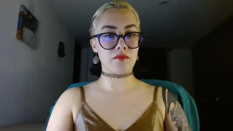 Snapshot of gaia_plath chatting on 03-04-26, 12:49 Gaia Plath online show from 03-04-26, 12:49