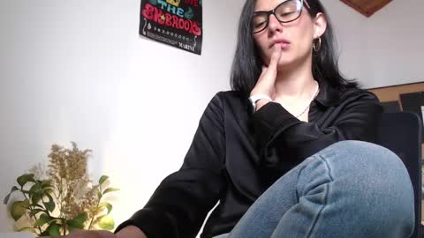 Snapshot of gaitan4 chatting on 05-29-26, 05:00 gaitan4 online show from 05-29-26, 05:00