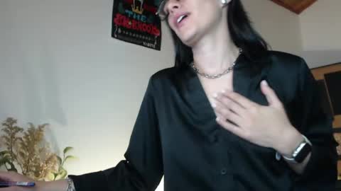 Snapshot of gaitan4 chatting on 06-08-26, 02:12 gaitan4 online show from 06-08-26, 02:12