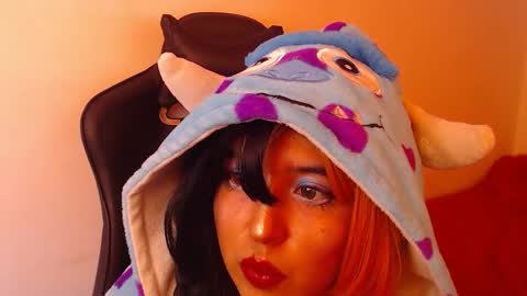 Kate 3 online show from 11-17-25, 07:30