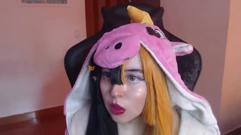 Kate 3 online show from 03-04-26, 10:16