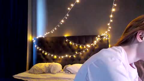 My name Lou 3 online show from 11-29-25, 07:55