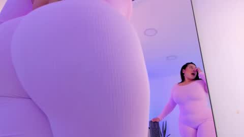 Snapshot of gallilea_marquez_ chatting on 03-30-26, 05:08 Galilea online show from 03-30-26, 05:08