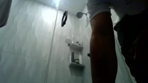 BBC t online show from 04-05-26, 05:43