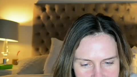 gamer_gal633618 online show from 01-09-26, 09:38