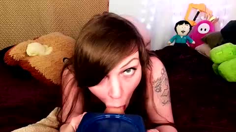 GamerGirlRoxy online show from 02-16-25, 07:15
