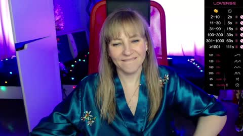 Snapshot of ganet469 chatting on 01-31-25, 08:54 Janette online show from 01-31-25, 08:54