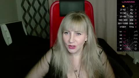 Janette online show from 11-16-25, 05:18