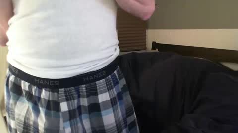 Snapshot of gaotter chatting on 10-31-25, 09:43 GAotter online show from 10-31-25, 09:43