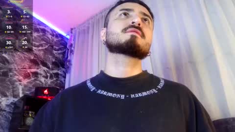 Chris  Dont forget to gift me thumb up Its very important to me and makes me happy AF  online show from 10-03-25, 07:38