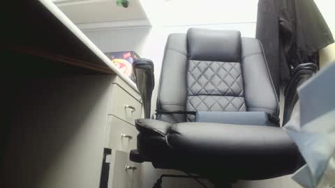 Snapshot of gardensman_561 chatting on 10-01-25, 04:24 Panty Lover online show from 10-01-25, 04:24