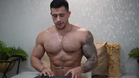 Garret online show from 04-16-26, 01:17