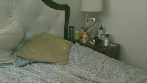 Snapshot of garth146 chatting on 09-17-25, 02:24 garth146 online show from 09-17-25, 02:24