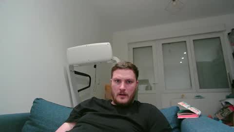 Snapshot of gary92 chatting on 05-11-26, 06:38 Marc online show from 05-11-26, 06:38