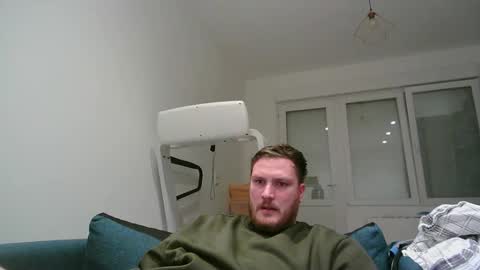 Snapshot of gary92 chatting on 05-18-26, 08:14 Marc online show from 05-18-26, 08:14