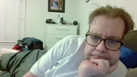 Snapshot of garyg930 chatting on 06-28-26, 03:01 Gary online show from 06-28-26, 03:01