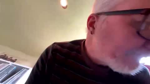 Snapshot of garypumpt chatting on 12-14-25, 05:40 marvin pumpt online show from 12-14-25, 05:40