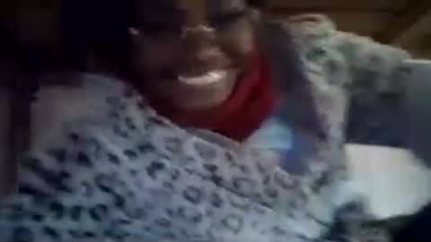 Snapshot of gasielah chatting on 06-23-26, 12:25 gasielah online show from 06-23-26, 12:25