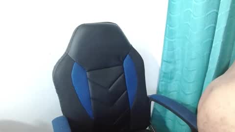 Snapshot of gatika_sexy chatting on 01-05-25, 03:53 katia online show from 01-05-25, 03:53