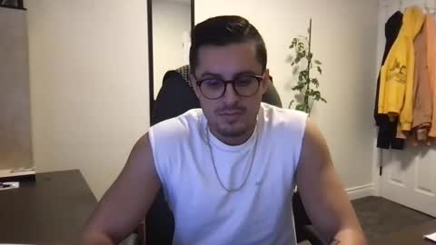 Snapshot of gatmandeep chatting on 01-17-25, 11:51 Aladdin online show from 01-17-25, 11:51