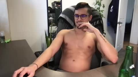 Snapshot of gatmandeep chatting on 03-10-25, 11:06 Aladdin online show from 03-10-25, 11:06