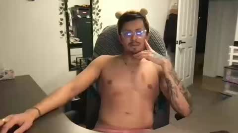 Snapshot of gatmandeep chatting on 10-18-25, 01:08 Aladdin online show from 10-18-25, 01:08