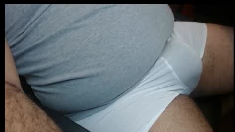 Snapshot of gato27cam chatting on 01-20-25, 05:37 Marco online show from 01-20-25, 05:37