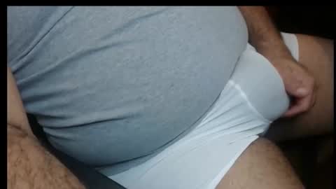 Snapshot of gato27cam chatting on 01-22-25, 01:31 Marco online show from 01-22-25, 01:31