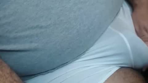 Snapshot of gato27cam chatting on 02-23-25, 01:53 Marco online show from 02-23-25, 01:53