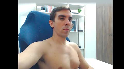 gatosarado23 online show from 09-22-25, 04:25