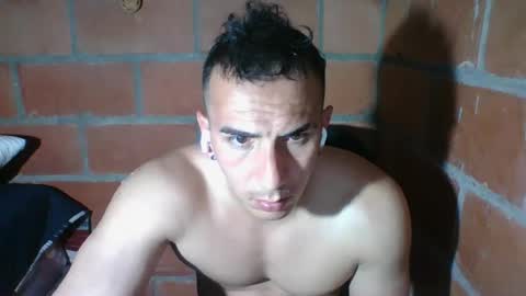 Snapshot of gattitosexy_95 chatting on 06-30-26, 04:57 gattitosexy_95 online show from 06-30-26, 04:57