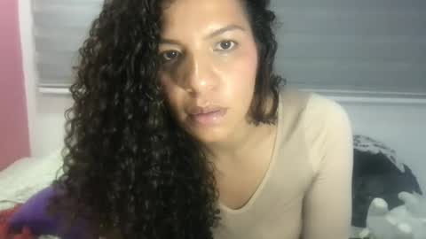 gatubelahotxxx online show from 09-28-25, 12:16