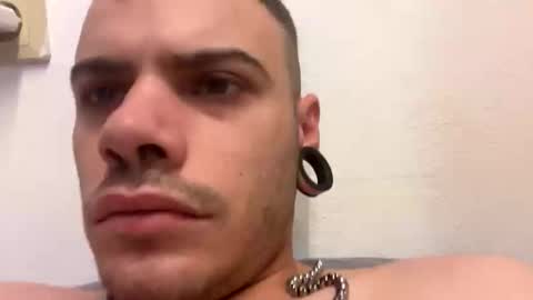 Snapshot of gayboyx1312 chatting on 11-03-25, 03:57 gayboyx1312 online show from 11-03-25, 03:57