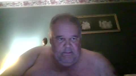 Snapshot of gaydaddy48 chatting on 04-26-26, 09:01 Kenny online show from 04-26-26, 09:01