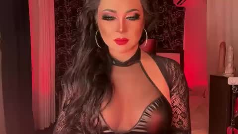 Snapshot of gaylecious chatting on 02-02-25, 02:56 gayle online show from 02-02-25, 02:56