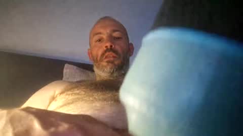 Snapshot of gazg1984 chatting on 06-17-26, 01:30 gazg1984 online show from 06-17-26, 01:30