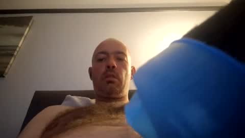 Snapshot of gazg1984 chatting on 06-20-26, 11:51 gazg1984 online show from 06-20-26, 11:51