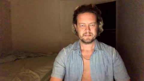 gcsurfer81 online show from 12-26-24, 09:22