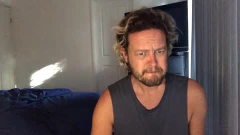 gcsurfer81 online show from 01-27-25, 07:14