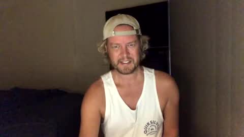 gcsurfer81 online show from 02-17-25, 08:19