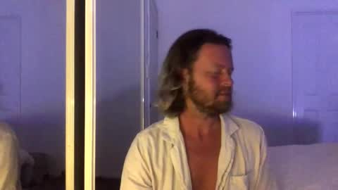 gcsurfer81 online show from 10-21-25, 08:37