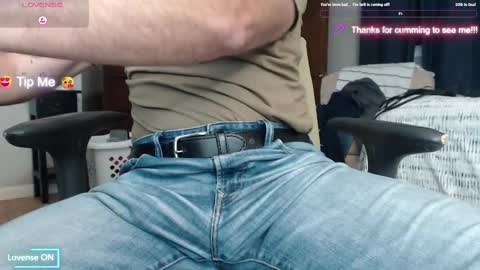 Snapshot of gdby802 chatting on 10-22-25, 02:23 gdby802 online show from 10-22-25, 02:23