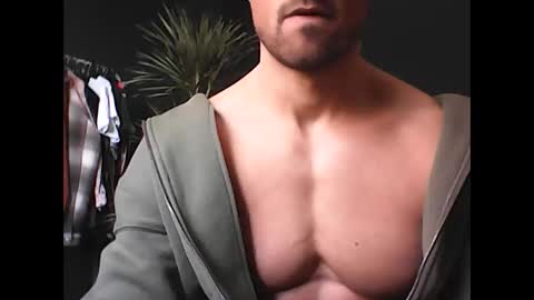 Gecko946915 online show from 01-06-26, 11:47