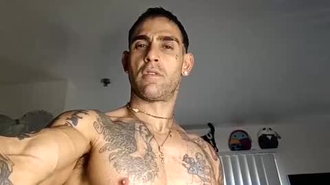 Zanecubano online show from 10-25-25, 02:46