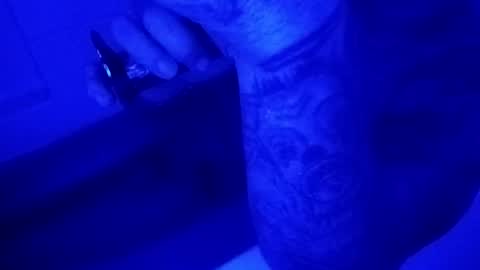 Zanecubano online show from 11-18-25, 01:11